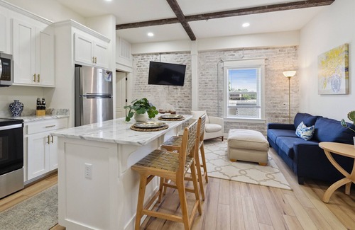 Laurel Apartamento | Loving Loft Suite, Laurel, Coffee Bar, Walkable