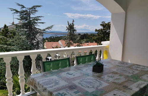 Klanfari Apartamento | Lovingly furnished vacation apartment in Croatia with sea view - AP2