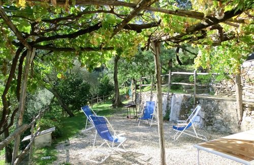 Chiavari Villa | Casa de campo restaurada en Olive Grove con viñedo a 10 minutos del mar