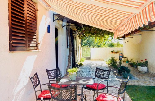 Jadreski Casa | Lovley Rural Apartment with garden