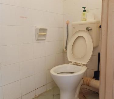Batu Casa | Low Budget Economy SingleBed Bedroom in Aman Puri, Kepong
