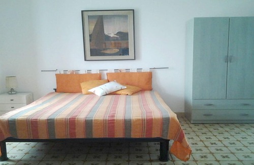 Marina di Ostuni Apartamento | Orange Mono con entrada a la piscina y aire acondicionado: vacaciones en la playa en Puglia