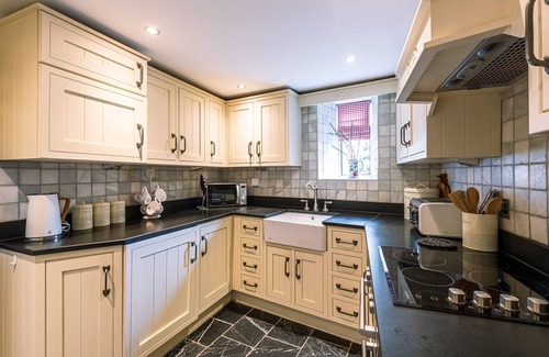 Reeth Cabaña | Low Cottage, a dog friendly holiday home for up to four people in the pretty village of Reeth.