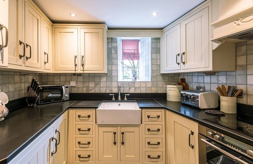 Reeth Cabaña | Low Cottage, a dog friendly holiday home for up to four people in the pretty village of Reeth.