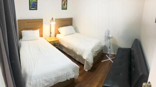Granville Cama Y Desayuno | Low price clean linen and free stuff No 2 plenty of on street parking G1