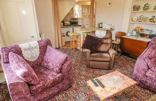 Skipton Cabaña | LOW SKIBEDEN COTTAGE, character holiday cottage in Skipton