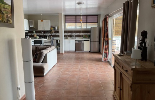 Sainte-Anne Apartamento | VILLA BAJA CON PISCINA F3. VER EN LA BAIE DU MARIN. Santa Ana
