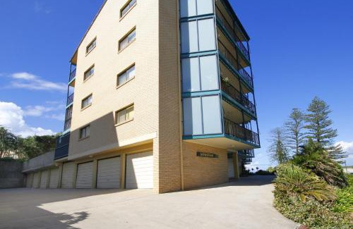 Caloundra Apartamento | Lowanna Unit 10 24 Bulcock Beach Esplanade Bulcock Beach