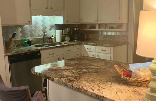 North Charleston Casa | Lowcountry Family Home in Historic Charleston neighborhood near beaches, pets!