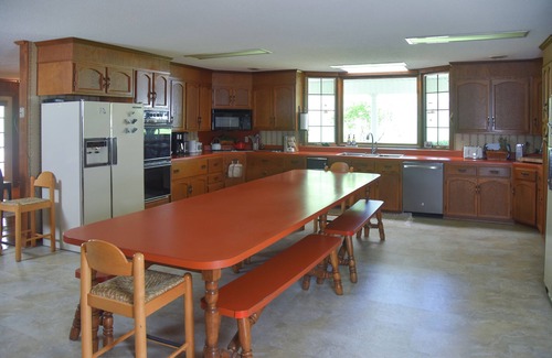 Stuart Casa | Lowell's Hollow countryside estate nestled in Virginia's Blue Ridge Mountains