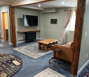 Livingston Apartamento | Lower Yellowstone Suite