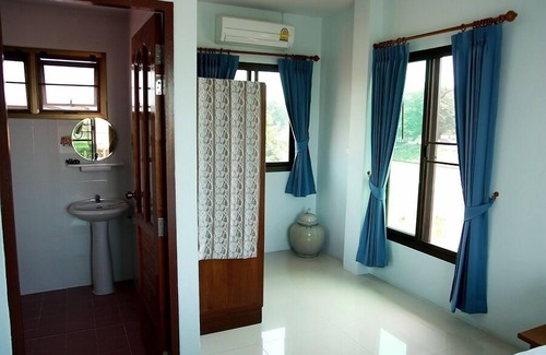 Ayutthaya Casa | Loy Manee House