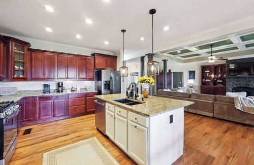 Ellijay Cabina | LR Views/HotTub/FastWIFI/Families/Hiking/Orchards