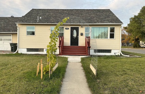 Billings Casa | Lrg family hm 5min drive to two hospitals, cancer center,colleges & METRA Arena