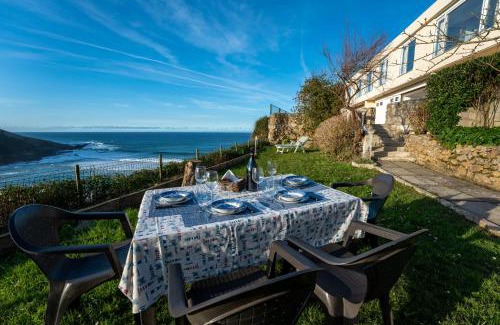 Alfoz de Lloredo Casa | Luaña Beach House