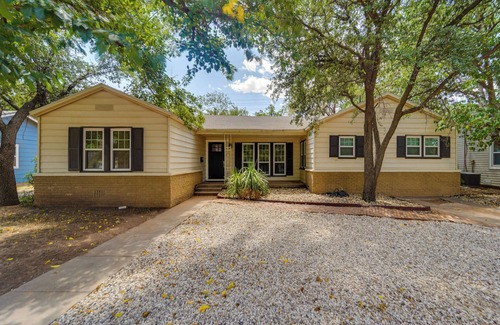Tech Terrace Cabaña | Lubbock Rental Home Near Texas Tech University!