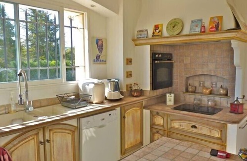 Cavaillon Casa | LUBERON Hermosa casa provenzal con aire acondicionado y piscina privada en el campo