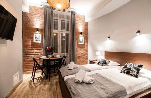 City Centre Apartamento | Lubomirskiego 23 Residence - great location, 10 min to Main Square by foot, right next to Main Rail and Bus Station