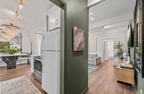 Valley Village Apartamento | Luca's Tree Flat! The 1bed condo in Studio City/ Valley Village