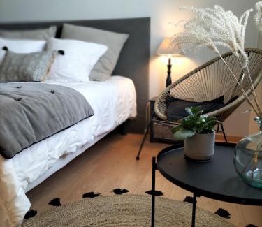 Quartier des Boucholeurs Cama Y Desayuno | Lucia Al Mare - chambre d'hôtes
