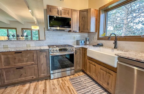 Grand Marais Casa | Lucie's Loft - Grand Marais, MN - Cascade Vacation Rentals