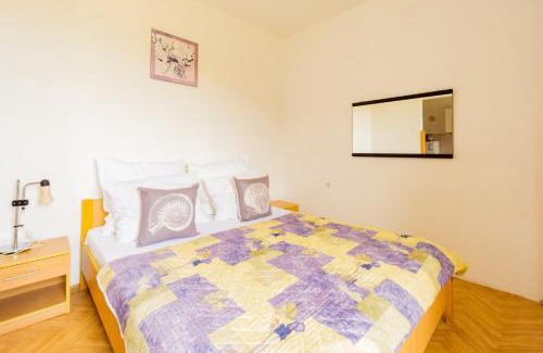Metajna Apartamento | Lucija with mountain and seaview