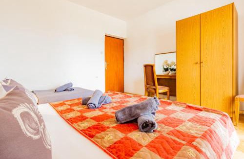 Metajna Apartamento | Lucija with mountain and seaview