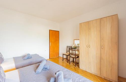 Metajna Apartamento | Lucija with mountain and seaview