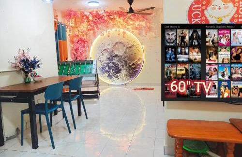 Taman Mahajaya Apartamento | Lucky Cat homes , arcade machine, TVbox majong , big moon