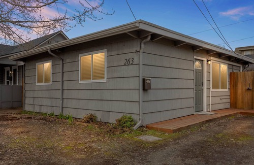 West Eugene Casa | Lucky Duck Bungalow, Close to downtown and U of O