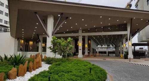 Silang Junction South Apartamento | Lucky East Serin with Netflix DisneyPlus FreeCoffeeTea & Recliner