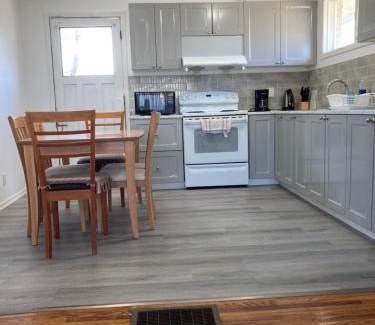 Quinte West Casa | Lucky home- Vacation Houses