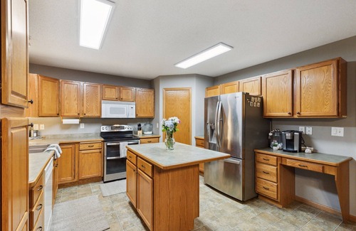 Shakopee Casa | Lucky Loon Family Lodge