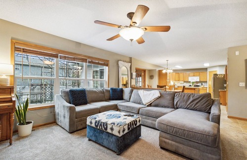 Shakopee Casa | Lucky Loon Family Lodge