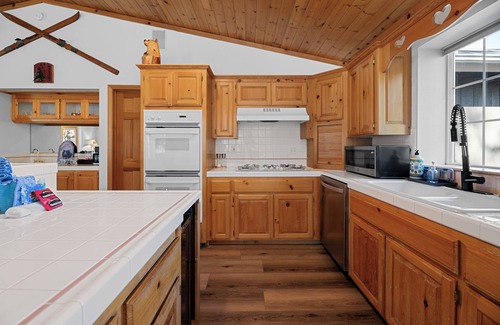 Upper Moonridge Cabina | Lucky Paws