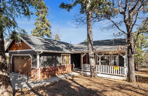 Upper Moonridge Cabina | Lucky Paws