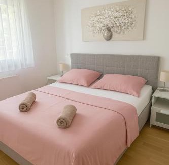 Zagreb Apartamento | Lucky Place Apartment - Žumberačka with Free Private Parking