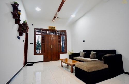 Nintavur Apartamento | Lucky Suites