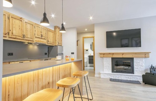 Arties Apartamento | Luderna - Apartamento con terraza Artigues