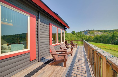 Ludlow Cabina | Ludlow Cabin: 3 Mi to Dtwn, Deck & Mountain Views