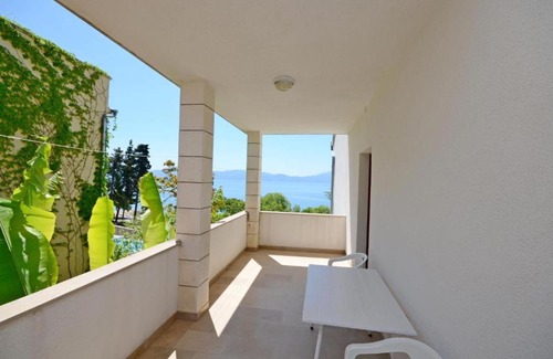 Gradac Casa | Lui