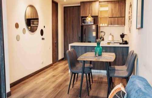 Chico Norte III Apartamento | LUJOSO APTO EN LA 93 CON BALCÓN