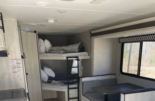 Anderson Casa | Luke Duke - Camper for Rent, Delivery Available