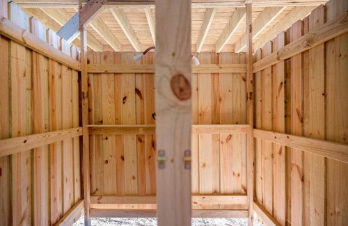 Caswell Beach Casa | Lukes Hideaway by Oak Island Accommodations