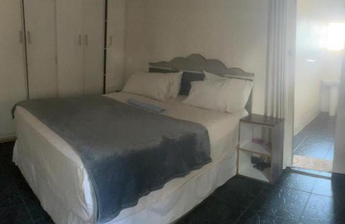 Emfuleni Casa | Lula Guest House