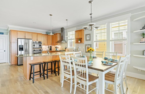 Carolina Beach Casa | Increíble Oceanfront Beach House con piscina y ascensor