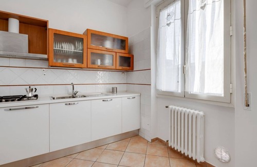 San Jacopino Apartamento | Lulli Cozy Apartment with Balcony