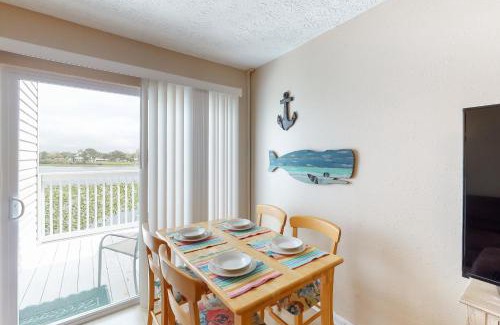 El Centro Beach Casa | Lullwater Beach Condos 417