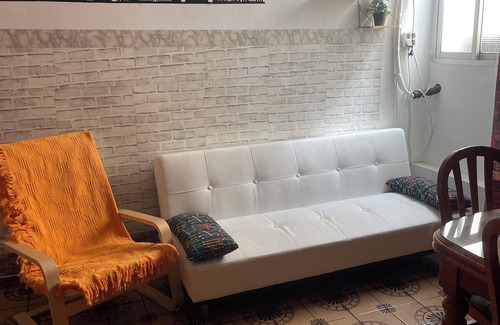 Bailen-Miraflores Apartamento | Lulu apartment
