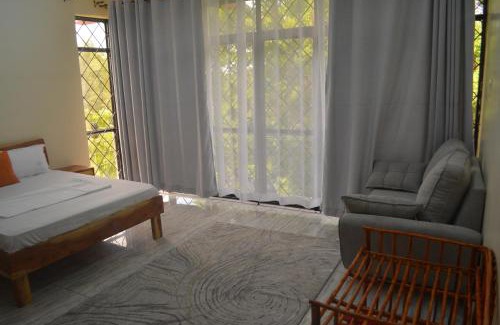 Nyali Casa | Lulu Homestay